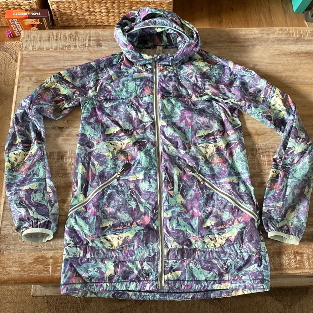 Lululemon packable jacket